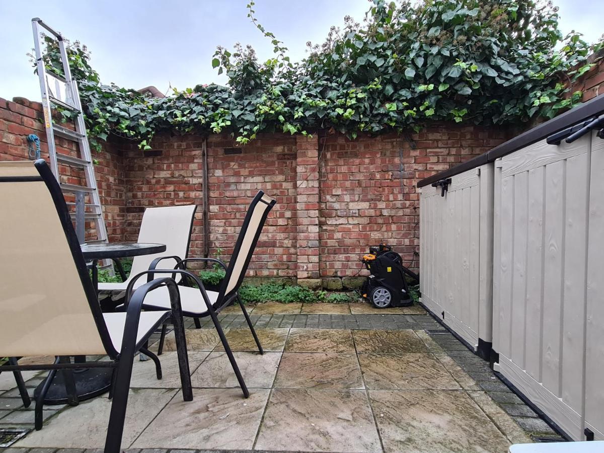 Umbrella Properties London Excel 外观 照片